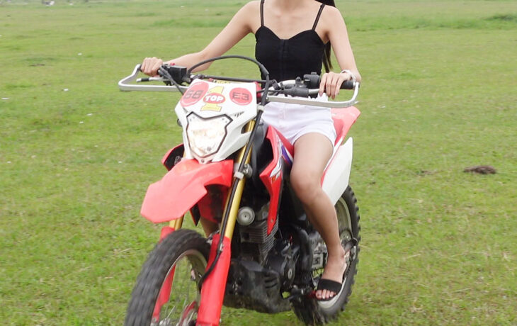 Miss Kim trained to drive a honda crf150l enduro | 23 Minutes