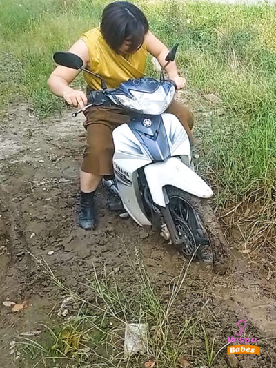 Wear a dress and get stuck | Kick - stuck | 18 Minutes