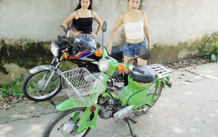 Two damn motorbikes